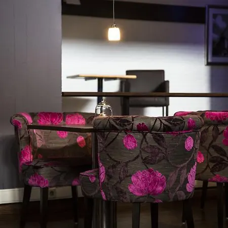 Hotel Hampton's Namur 3*