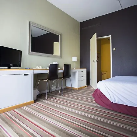 Otel Hampton's Namur 3*
