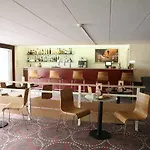 Hampton's Namur Hotel 3*