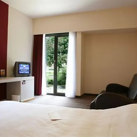 Hampton's Namur Вепьон