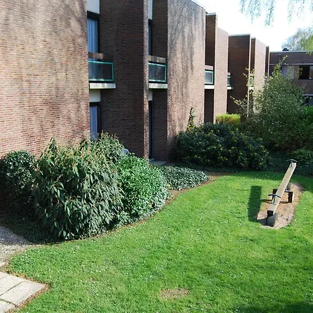 Отель Hampton's Namur