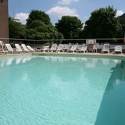 Hampton's Namur Hotel 3*
